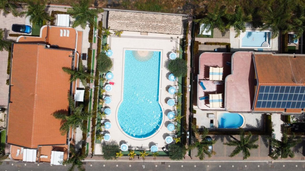 Le Ville Della Contea -Vacation Rentals Mascali Exteriör bild