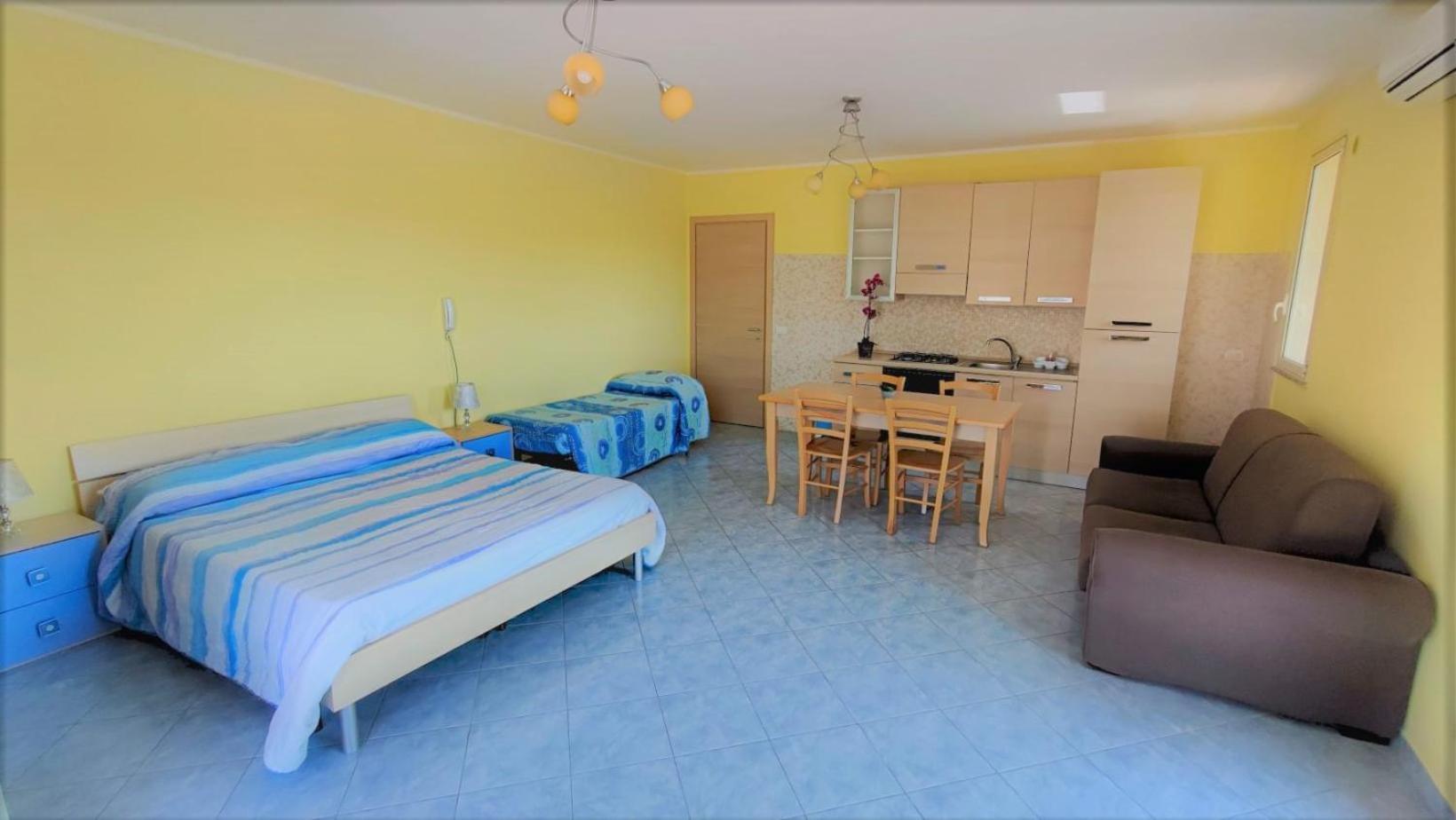 Le Ville Della Contea -Vacation Rentals Mascali Rum bild